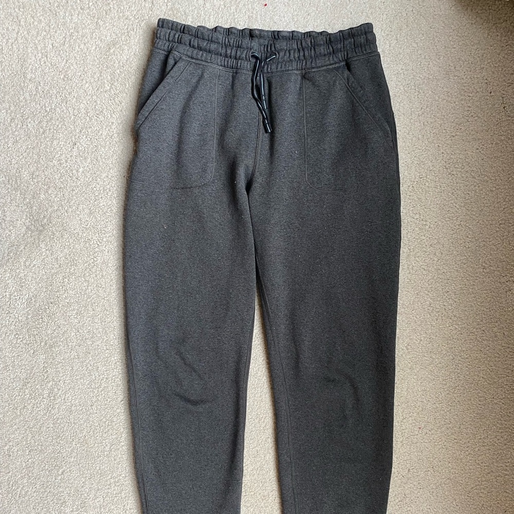 Ivivva sweatpants